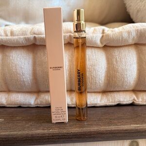 Burberry Goddess Eau de Parfum - 10ml Travel Spray